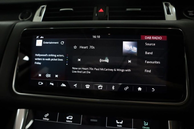 2025 Land Rover Range Rover Sport