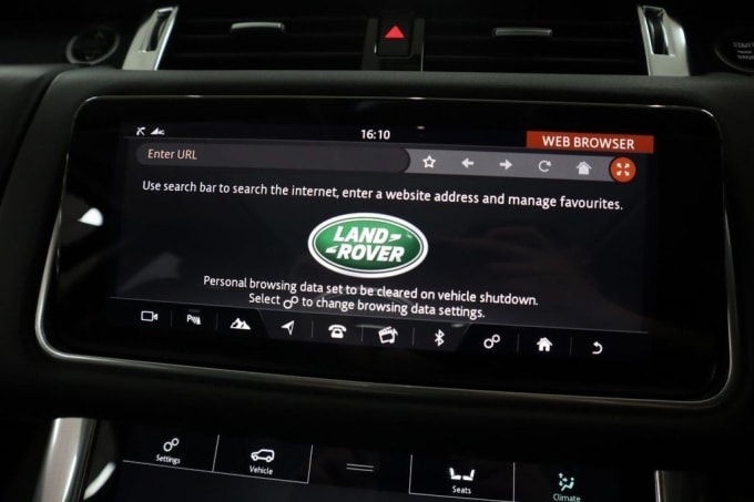 2025 Land Rover Range Rover Sport