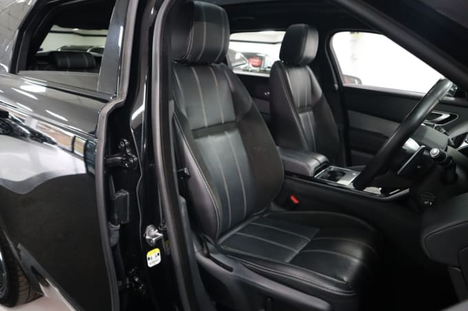 2025 Land Rover Range Rover Velar