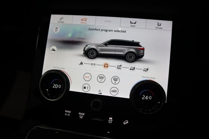 2025 Land Rover Range Rover Velar