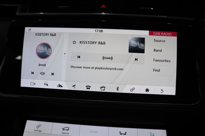 2025 Land Rover Range Rover Velar