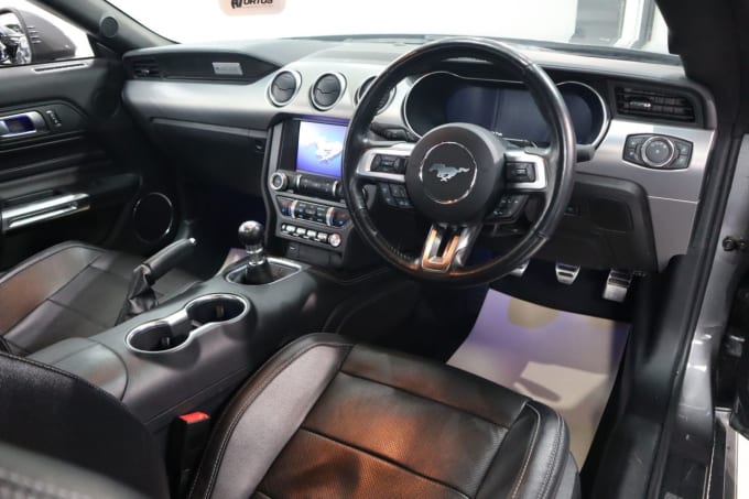 2025 Ford Mustang