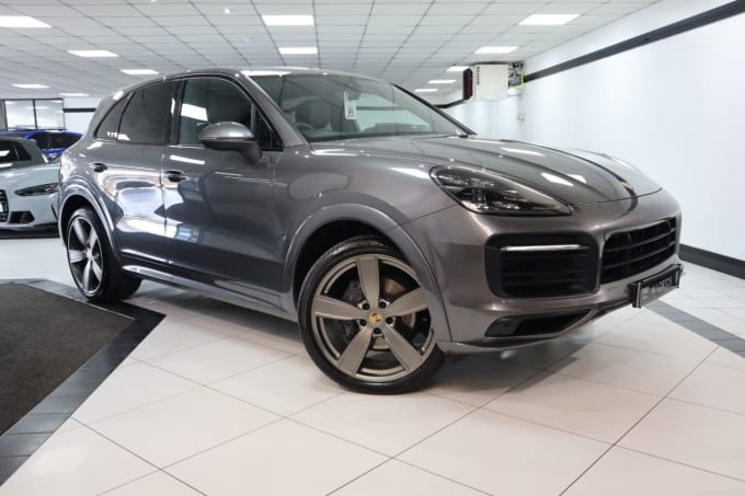 2025 Porsche Cayenne