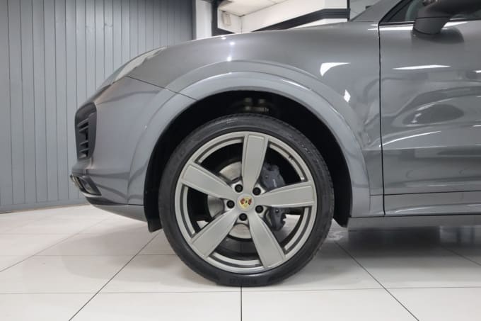 2025 Porsche Cayenne