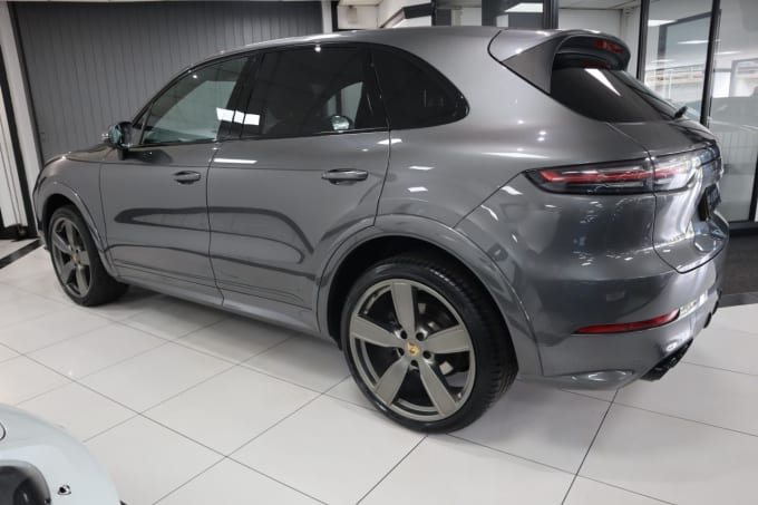 2025 Porsche Cayenne