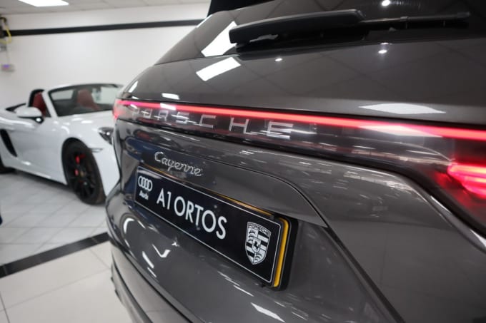 2025 Porsche Cayenne