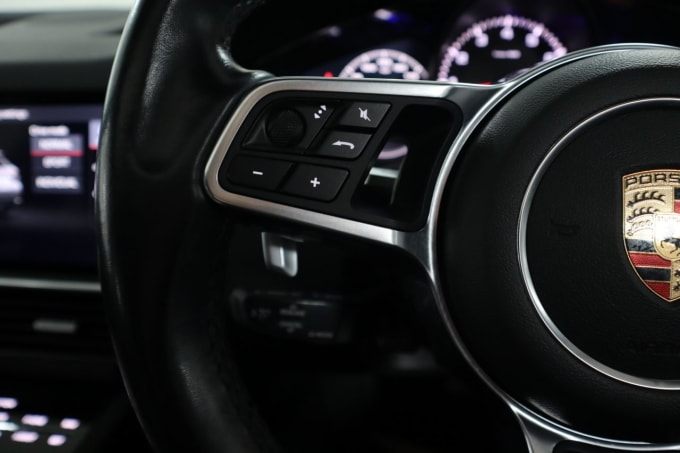 2025 Porsche Cayenne