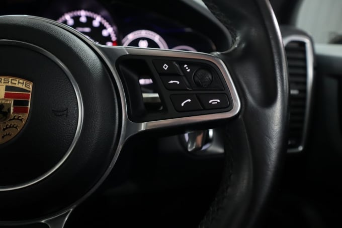 2025 Porsche Cayenne