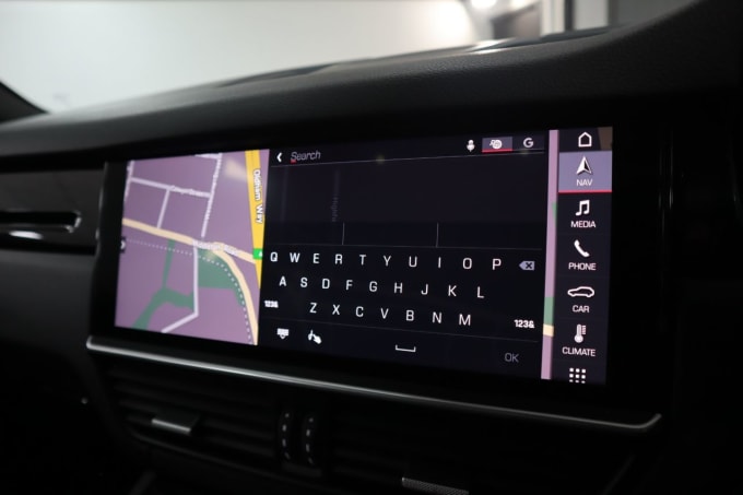 2025 Porsche Cayenne