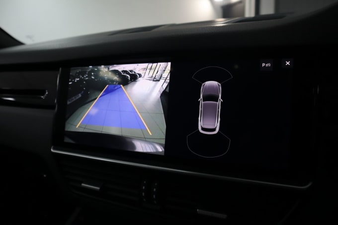 2025 Porsche Cayenne