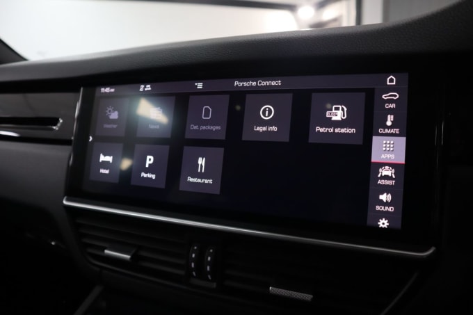 2025 Porsche Cayenne