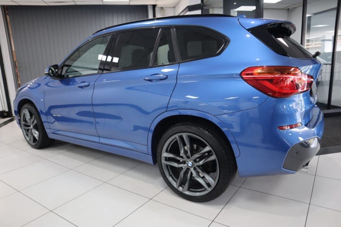 2025 BMW X1