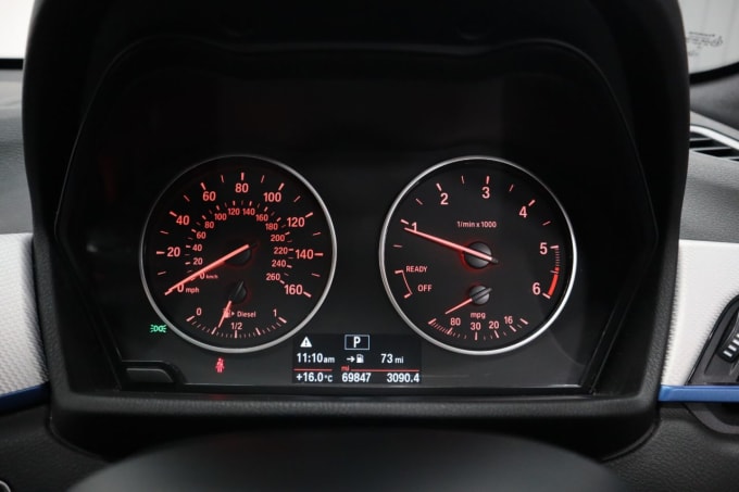 2025 BMW X1