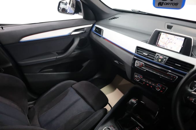 2025 BMW X1