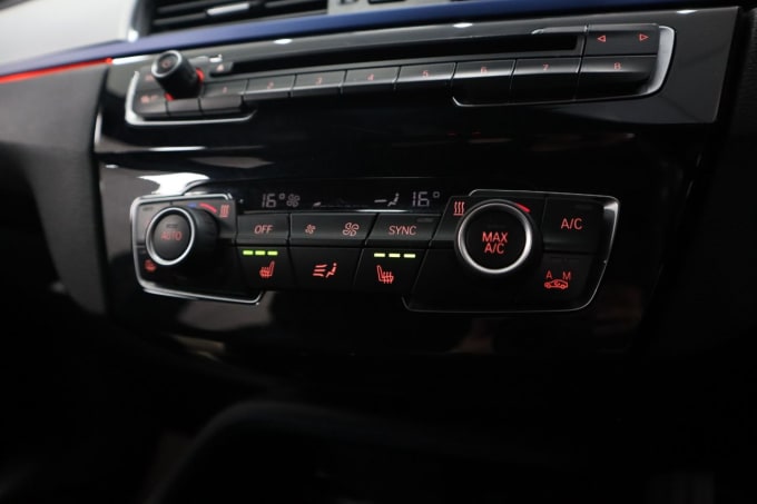 2025 BMW X1