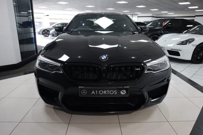 2025 BMW M5