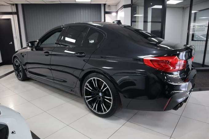 2025 BMW M5