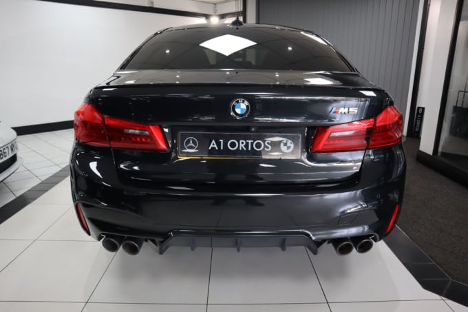 2025 BMW M5