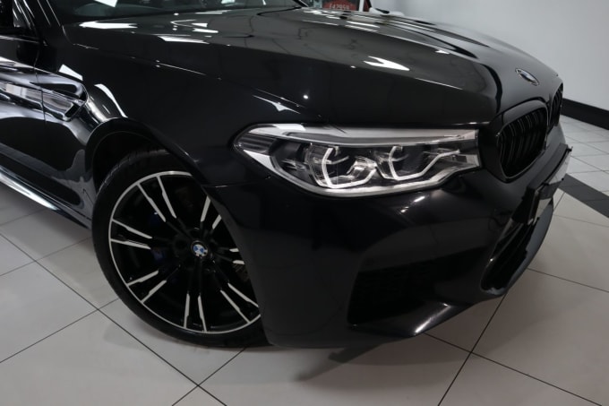 2025 BMW M5