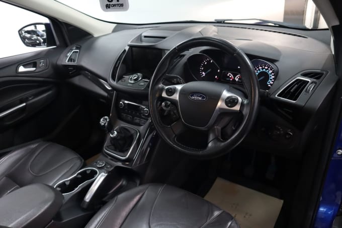 2025 Ford Kuga