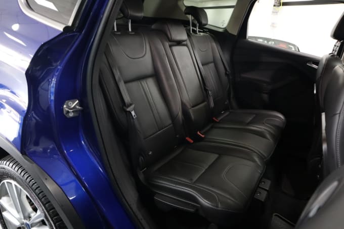2025 Ford Kuga