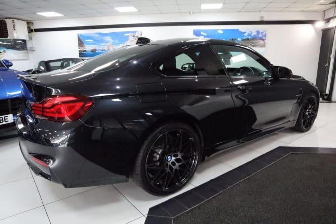 2025 BMW M4