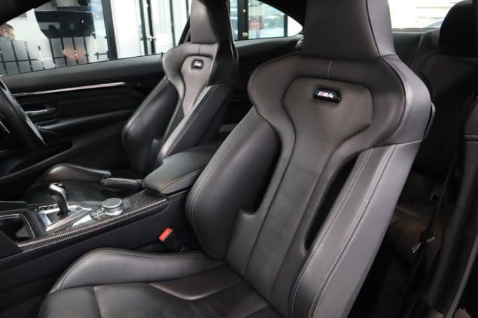2025 BMW M4