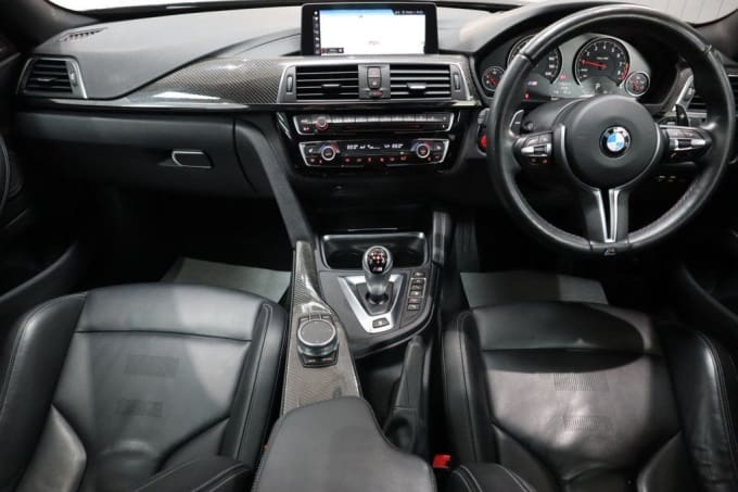 2025 BMW M4