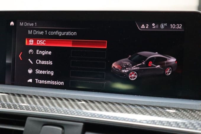 2025 BMW M4