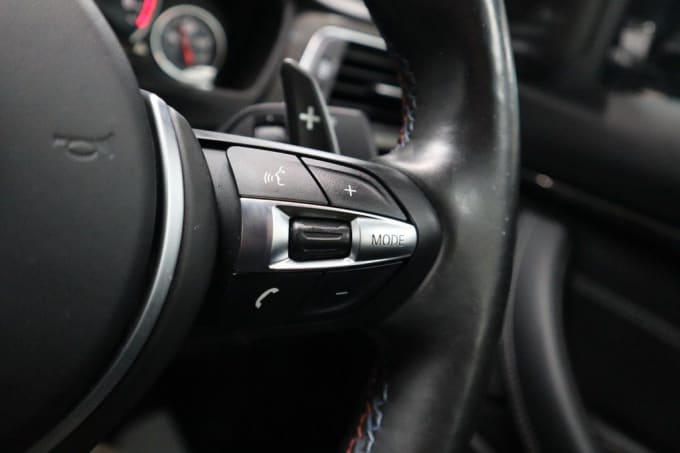 2025 BMW M4