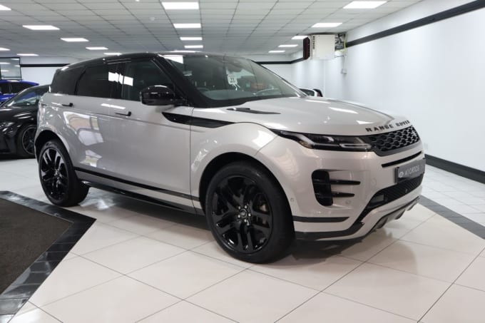 2025 Land Rover Range Rover Evoque