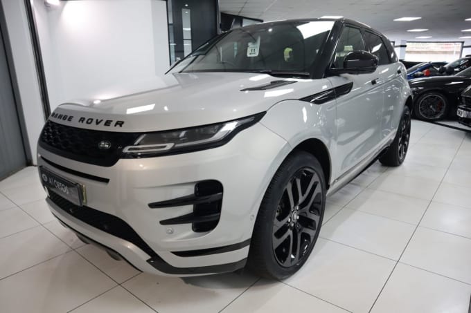 2025 Land Rover Range Rover Evoque