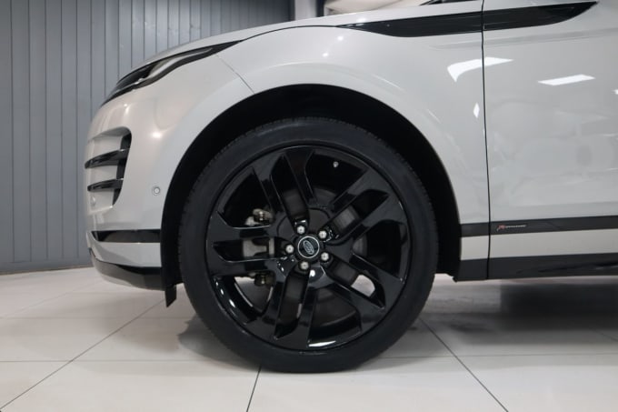 2025 Land Rover Range Rover Evoque