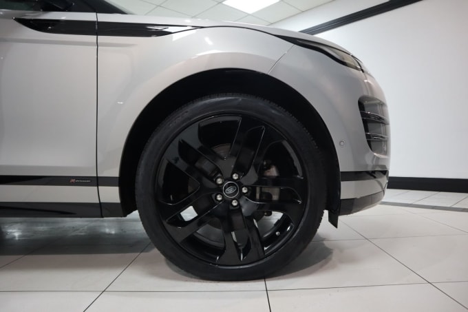 2025 Land Rover Range Rover Evoque