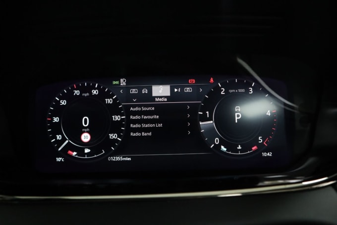 2025 Land Rover Range Rover Evoque
