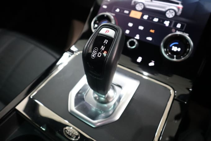 2025 Land Rover Range Rover Evoque