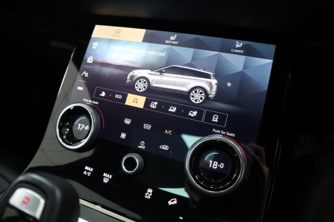 2025 Land Rover Range Rover Evoque