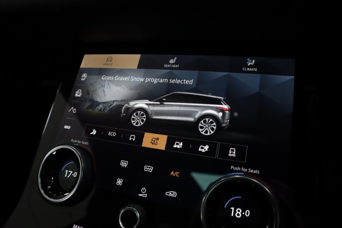 2025 Land Rover Range Rover Evoque