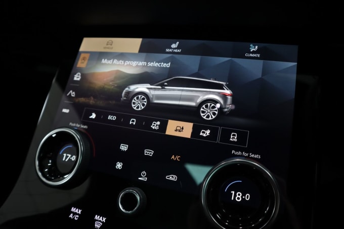 2025 Land Rover Range Rover Evoque