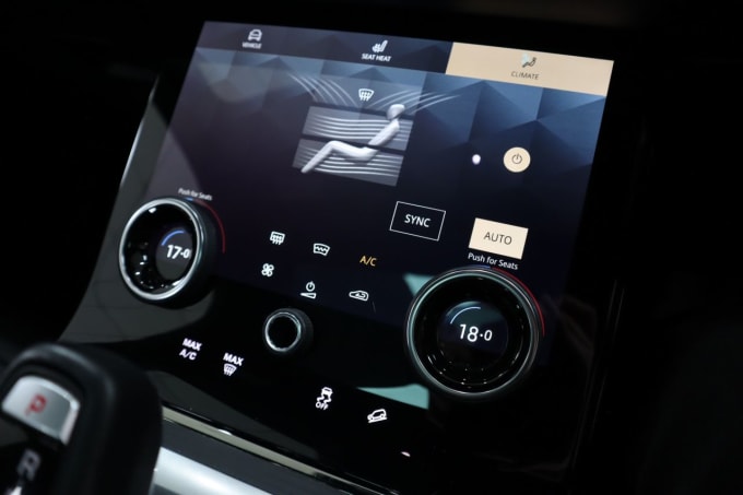 2025 Land Rover Range Rover Evoque