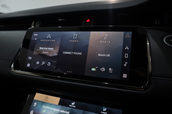 2025 Land Rover Range Rover Evoque
