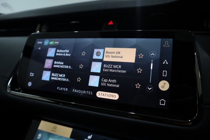 2025 Land Rover Range Rover Evoque