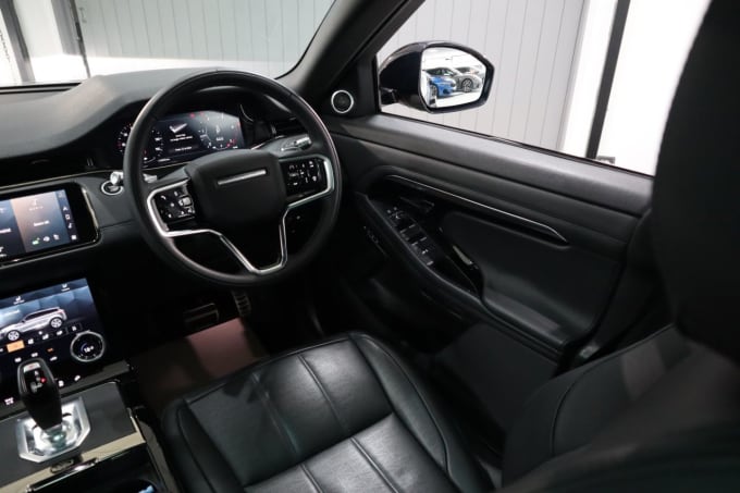 2025 Land Rover Range Rover Evoque