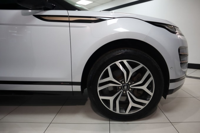 2025 Land Rover Range Rover Evoque