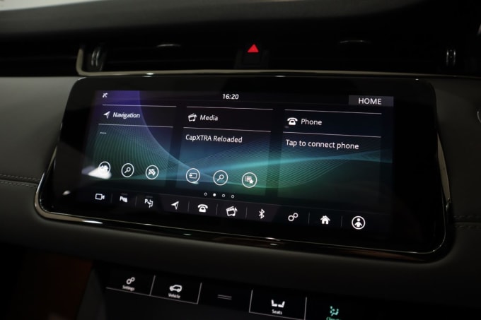 2025 Land Rover Range Rover Evoque