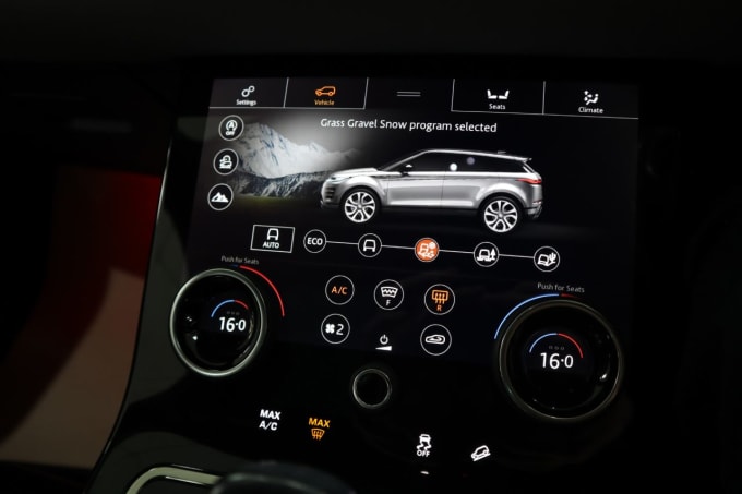 2025 Land Rover Range Rover Evoque