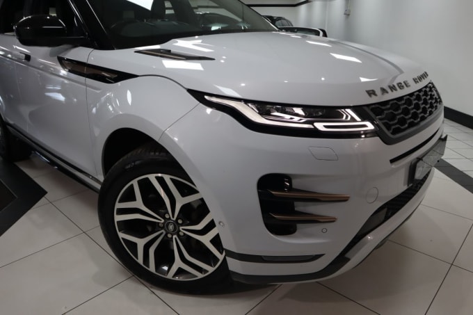 2025 Land Rover Range Rover Evoque