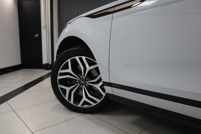 2025 Land Rover Range Rover Evoque