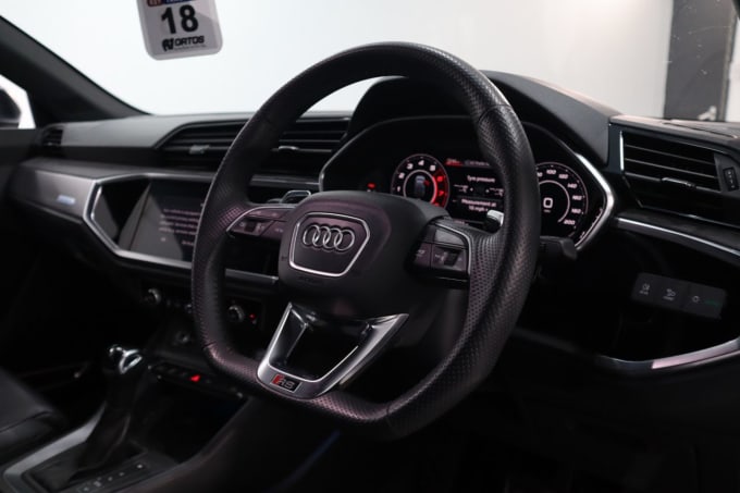 2025 Audi Rs Q3