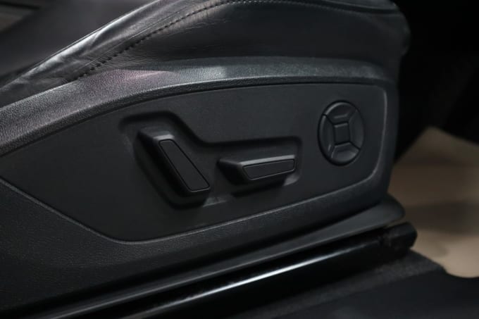 2025 Audi Rs Q3